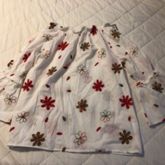 Robert Kitchen Boho Off Shoulder Blouse - Picture 2 of 3